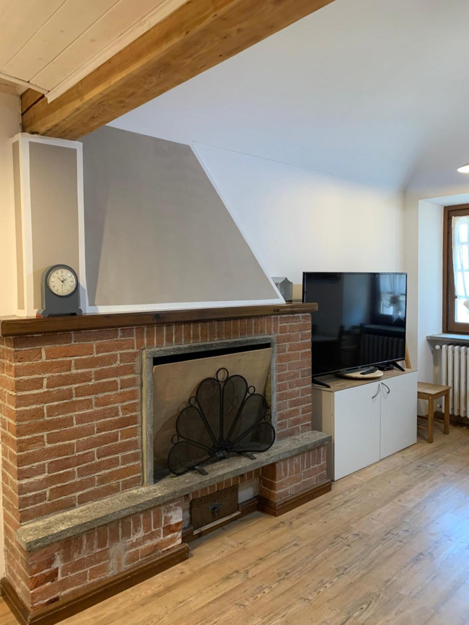 Ferienwohnung Casarte: Monolocale Terra Alpignano Exterior foto